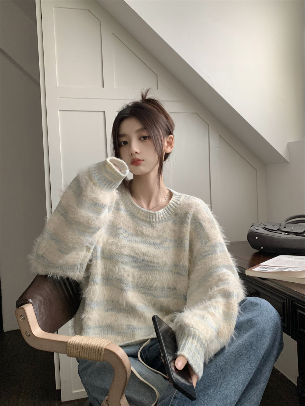 【送料無料】デザイン ニット 2カラー ふわふわ素材 韓国カジュアル 韓国ガーリーmry000560