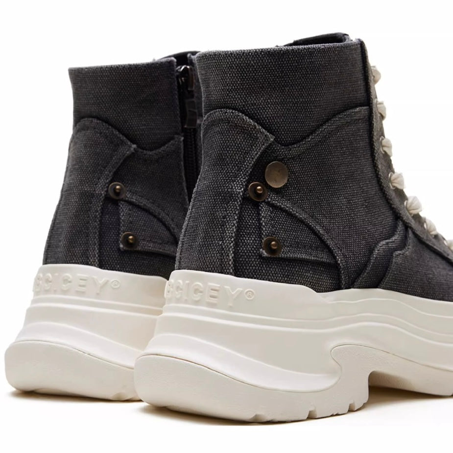 Utility Strap High-Top Sneakers mry001972