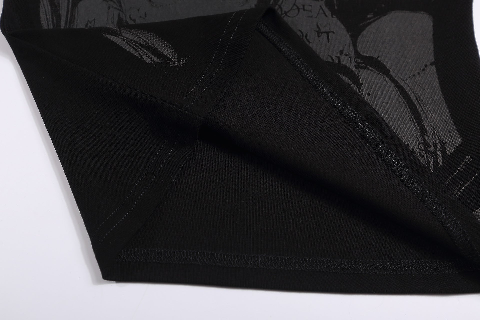 【2color】Cyber Graphic Mock Neck T-Shirt mry001713