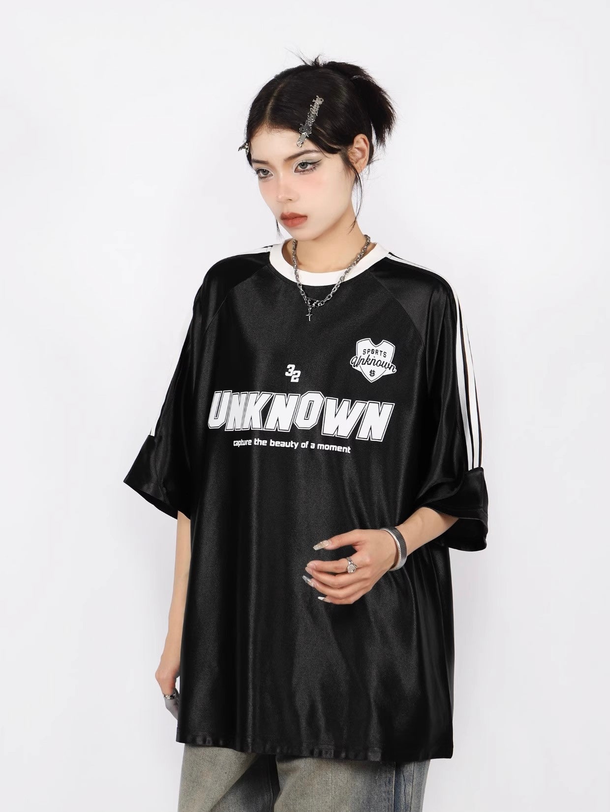 【2color】Unknown Gleam T-Shirt mry001681