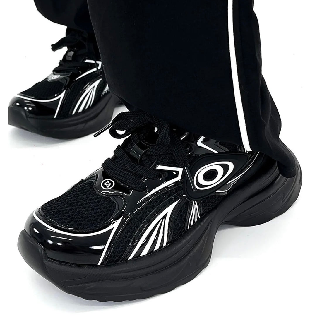 Orb Detail Futuristic Sneakers mry002167