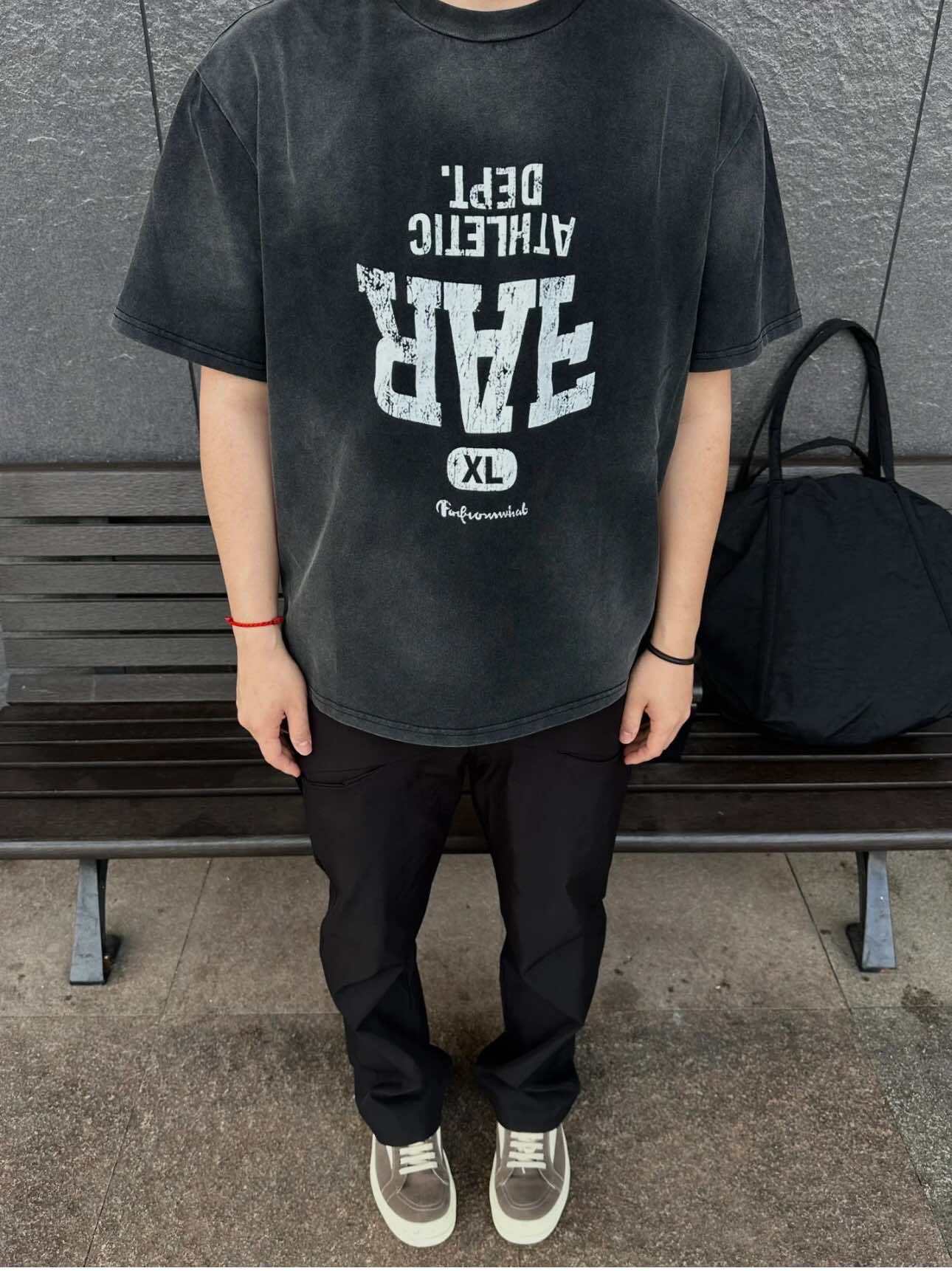 Reversed Varsity Graphic T-Shirt mry001735