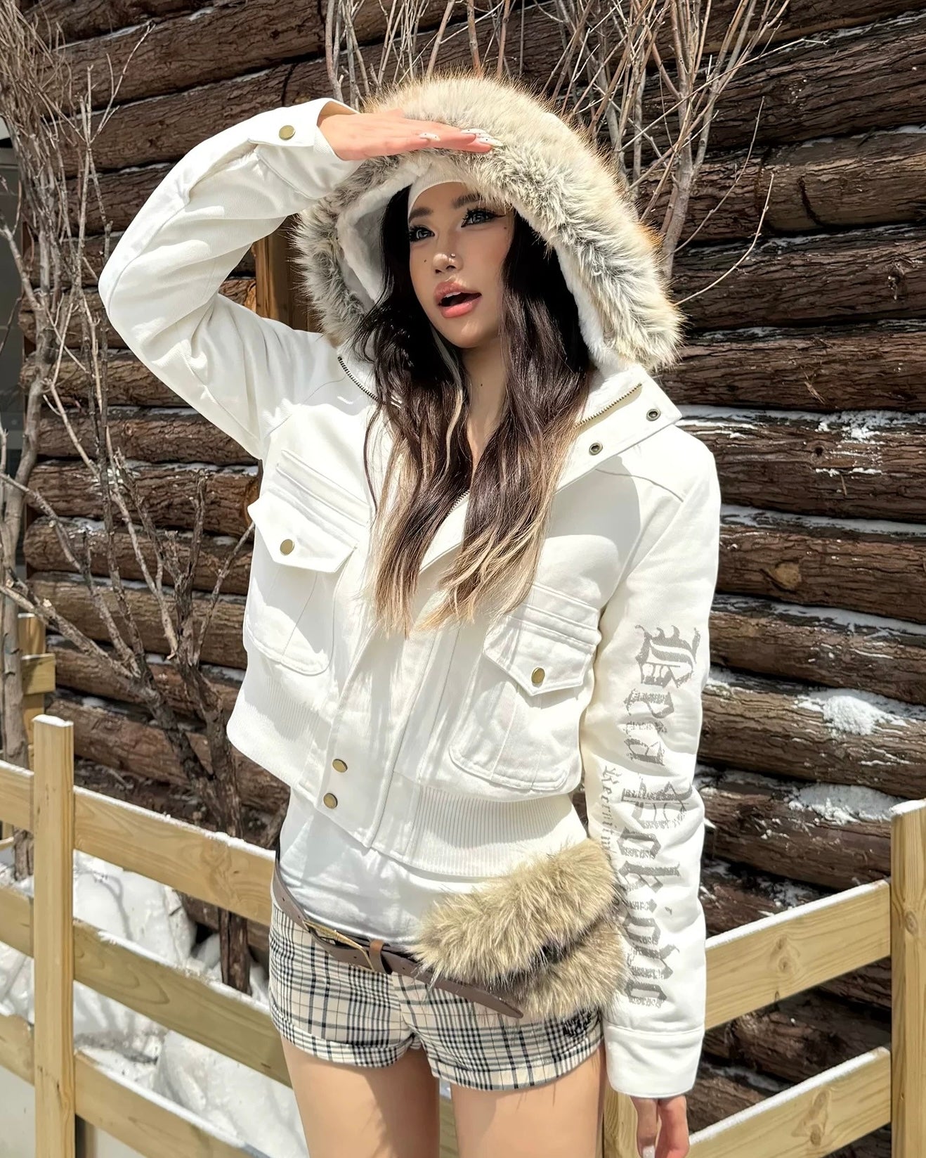 Fur Trim Hooded White Jacket mry002001