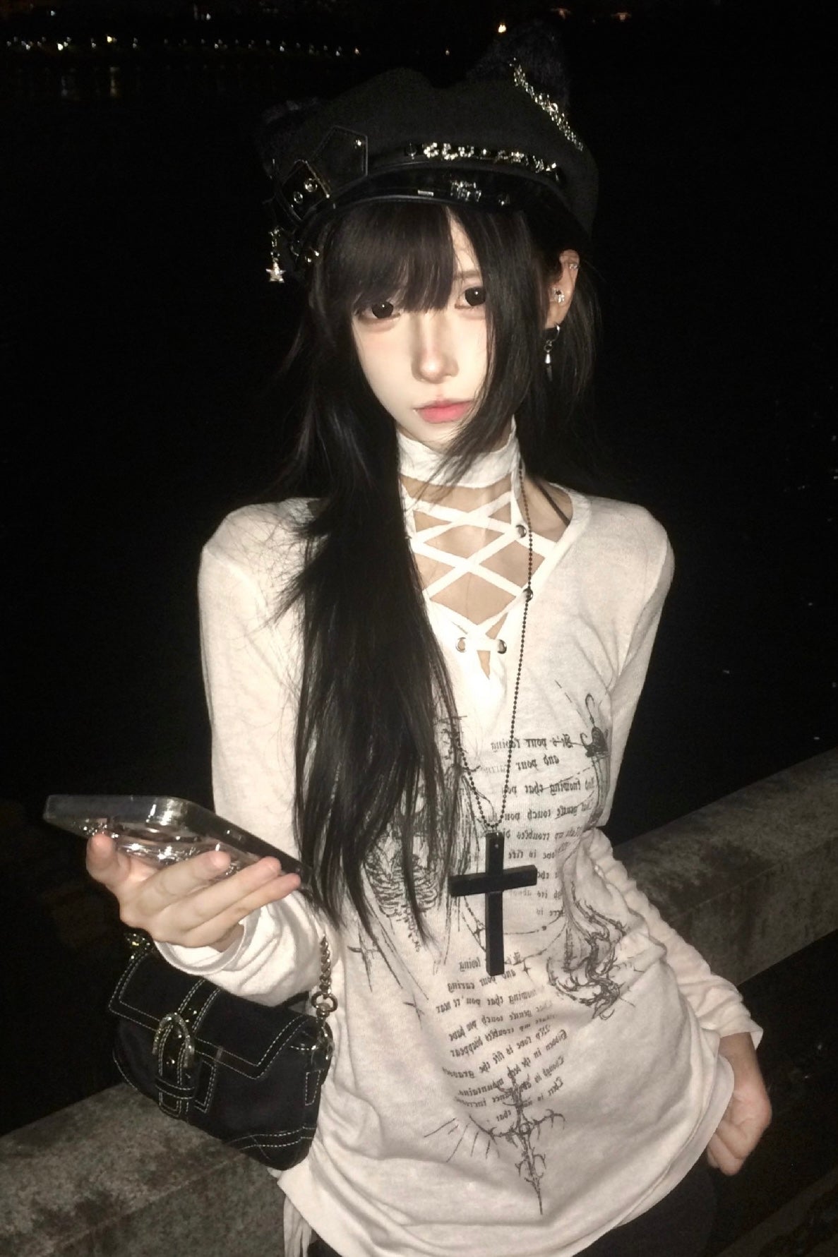 Grunge Cross Print Top mry002284