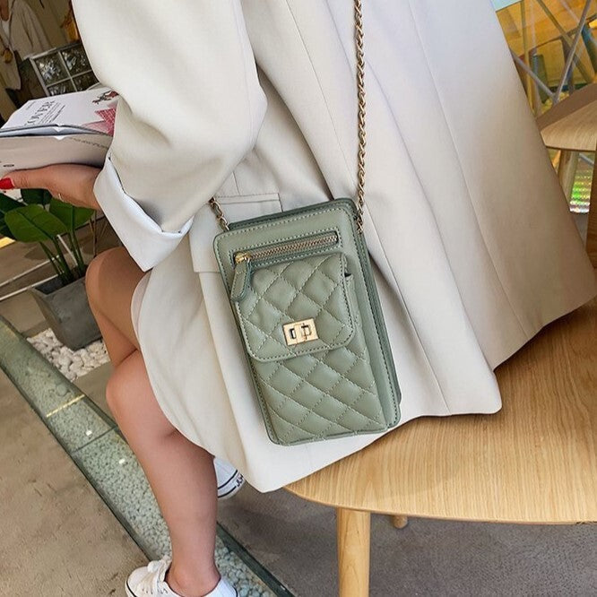 【送料無料】3カラー展開 キルティング スマホ ポシェット ミニバッグ mry000627