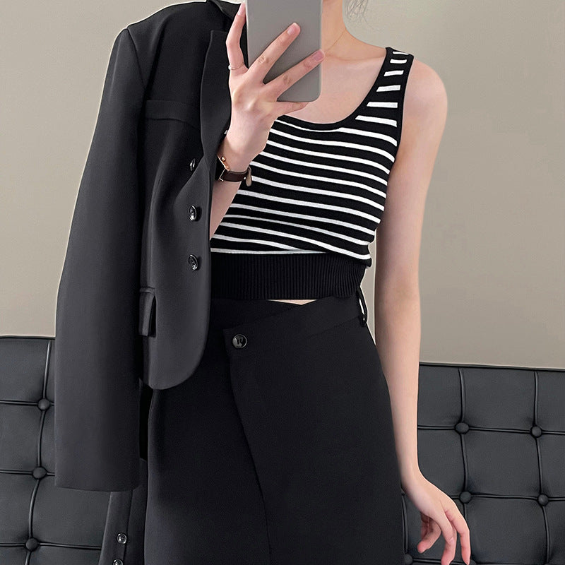 【送料無料】ストライプ 3カラー展開 ノースリーブ ショート丈 ニット シャツ mry000635