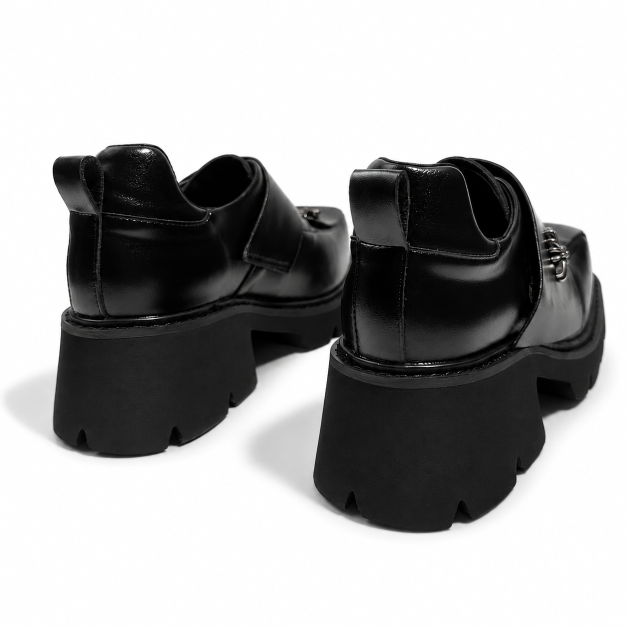 【評価★4.8以上/限定SALE価格/再入荷未定】Celestial Chunky Loafers mry001662