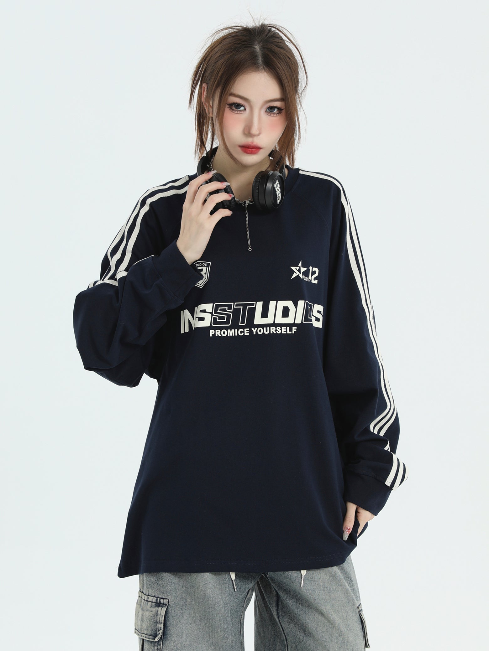 【2color】INSSTUDIOS Oversized Sportswear Sweatshirt mry001623