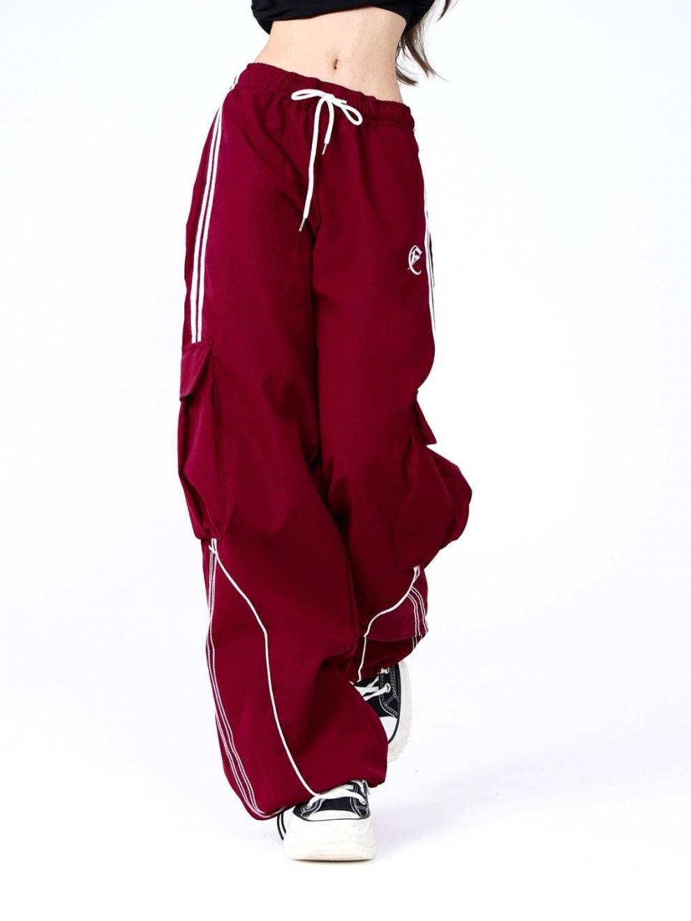 《SNSで話題沸騰中📸✨》【YURU:FIT】2color Track Line Cargo Wide Pants mry001730