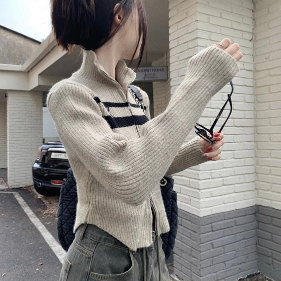 2カラー展開 韓国デザイン 韓国カジュアル ショート丈 タートルネック ジッパー付きパーカー mry001303