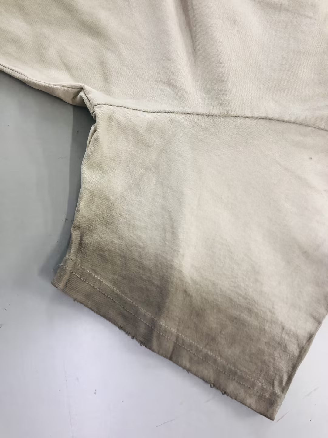 《数量限定価格🔥⚡️》2colorSPIKY HEAD Shadow Fade T-Shirt mry001677