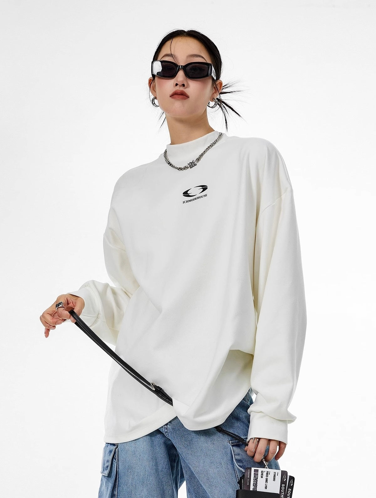 【3color】Monochrome Flow Mock Neck T-shirt mry001618