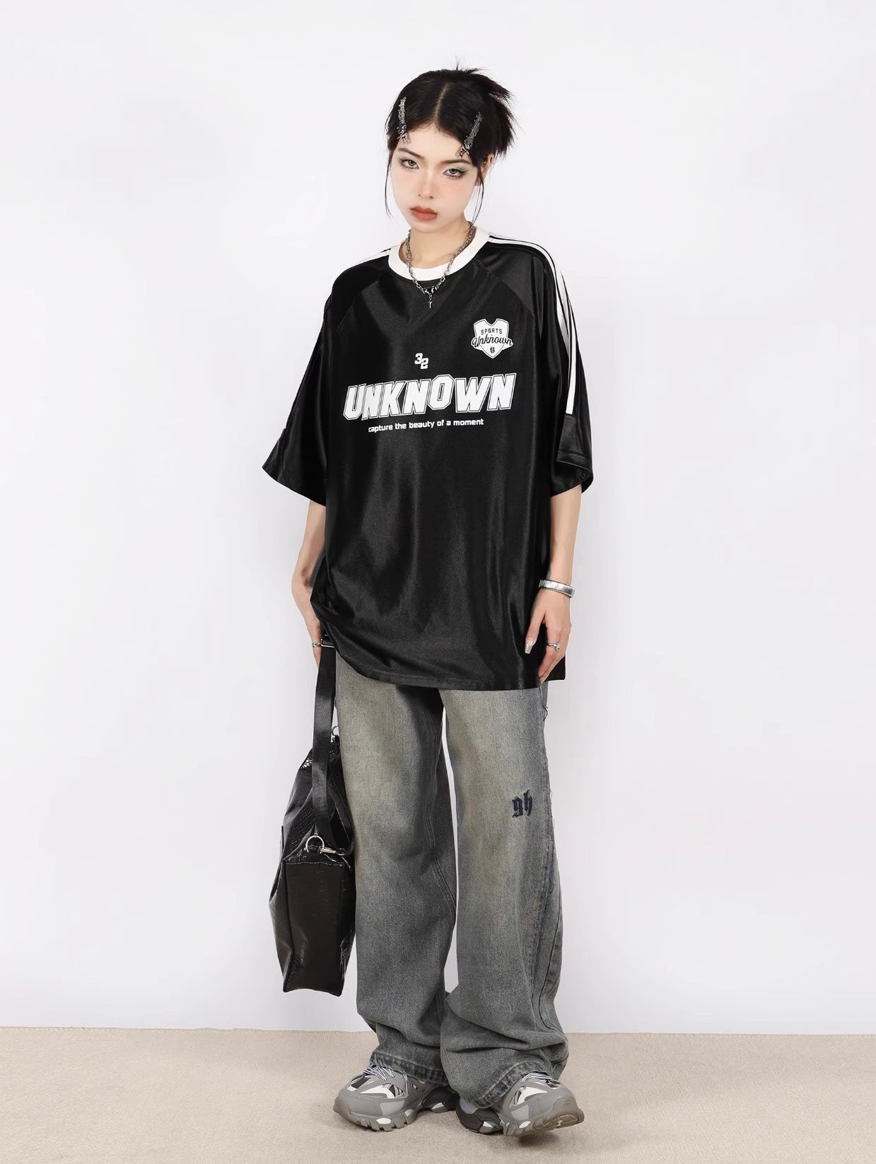 【2color】Unknown Gleam T-Shirt mry001681