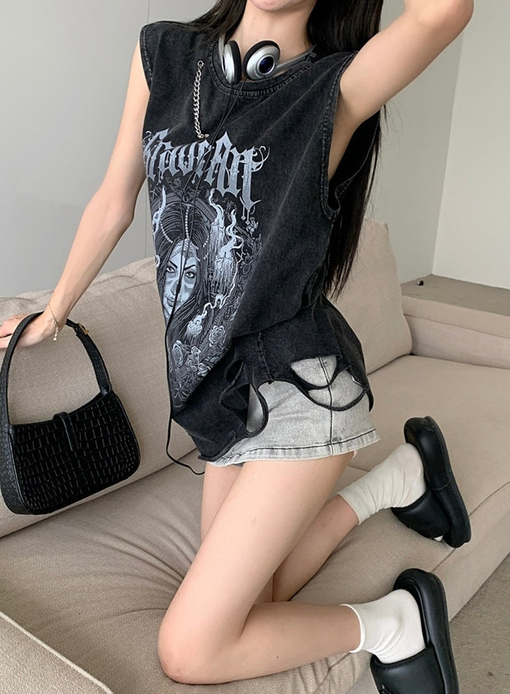 Chain Neck Graphic Sleeveless Tee mry001656