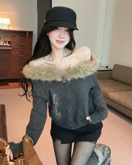 Off-Shoulder Faux Fur Zip Knit mry002083