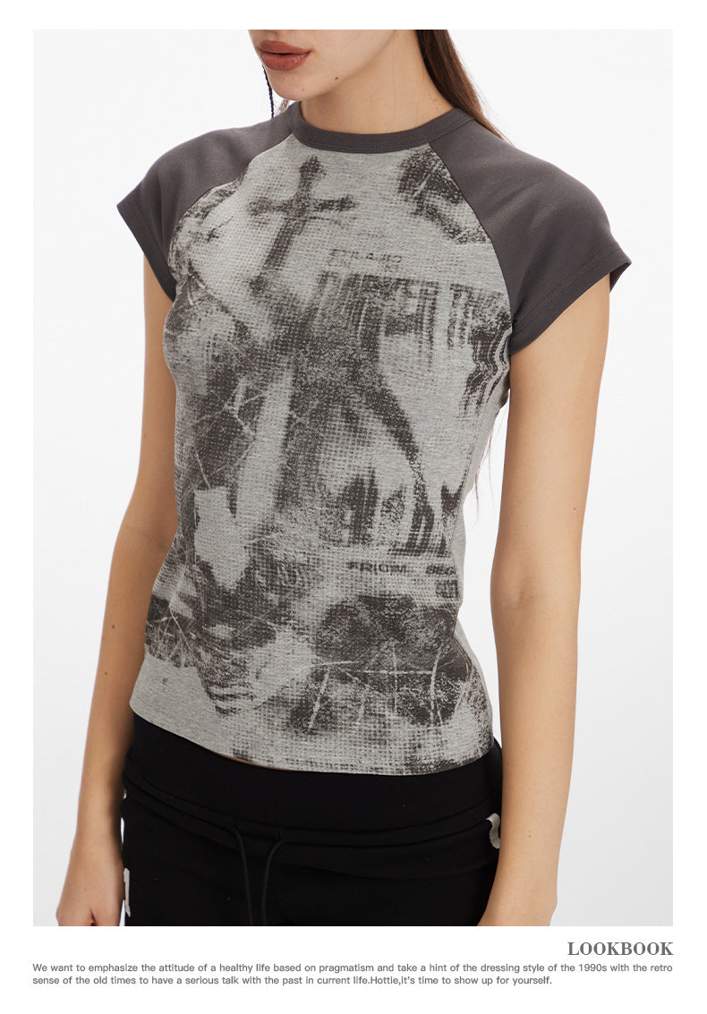 【2color】Distressed Cross Graphic Fitted T-Shirt mry001714