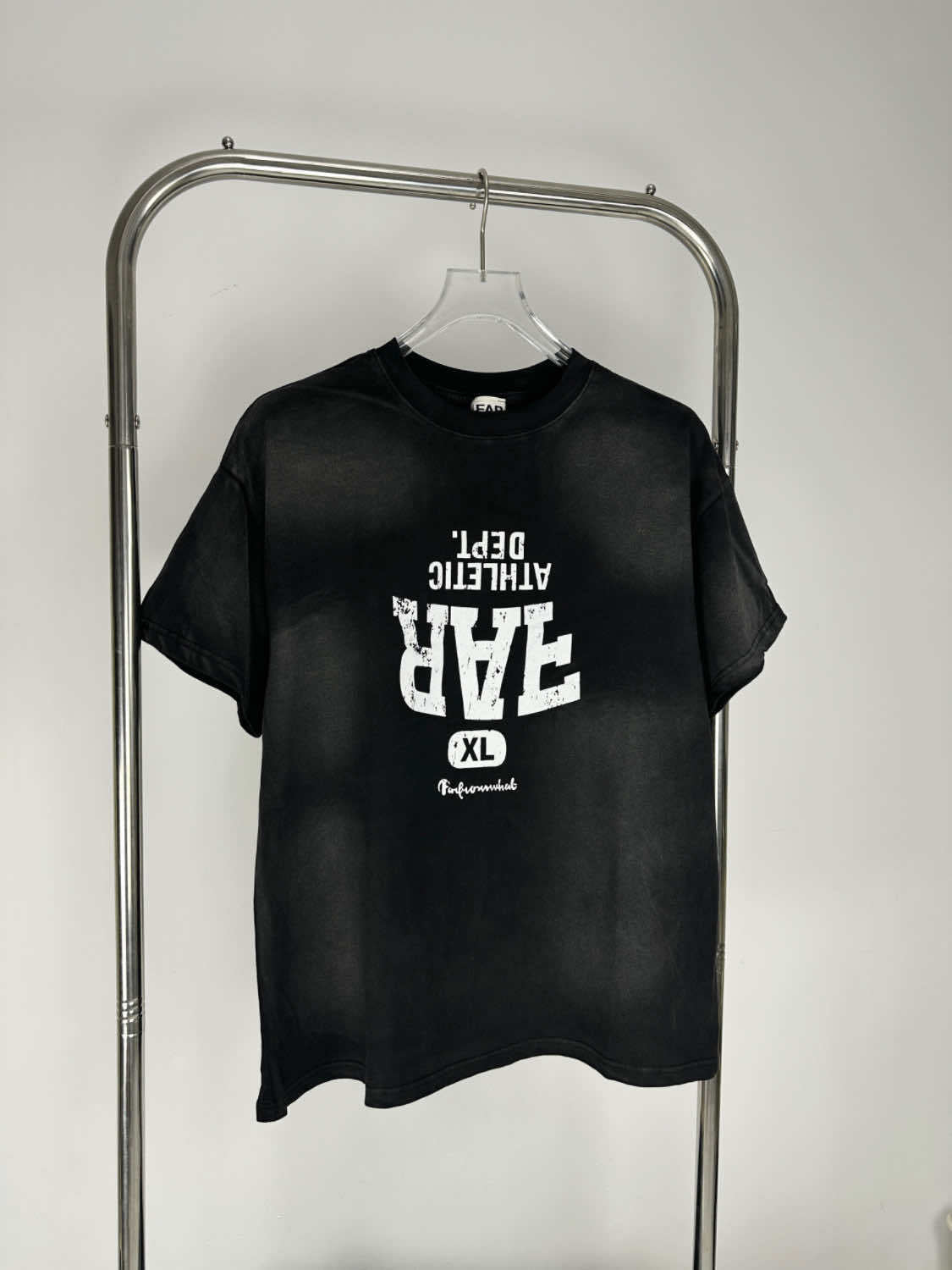 Reversed Varsity Graphic T-Shirt mry001735