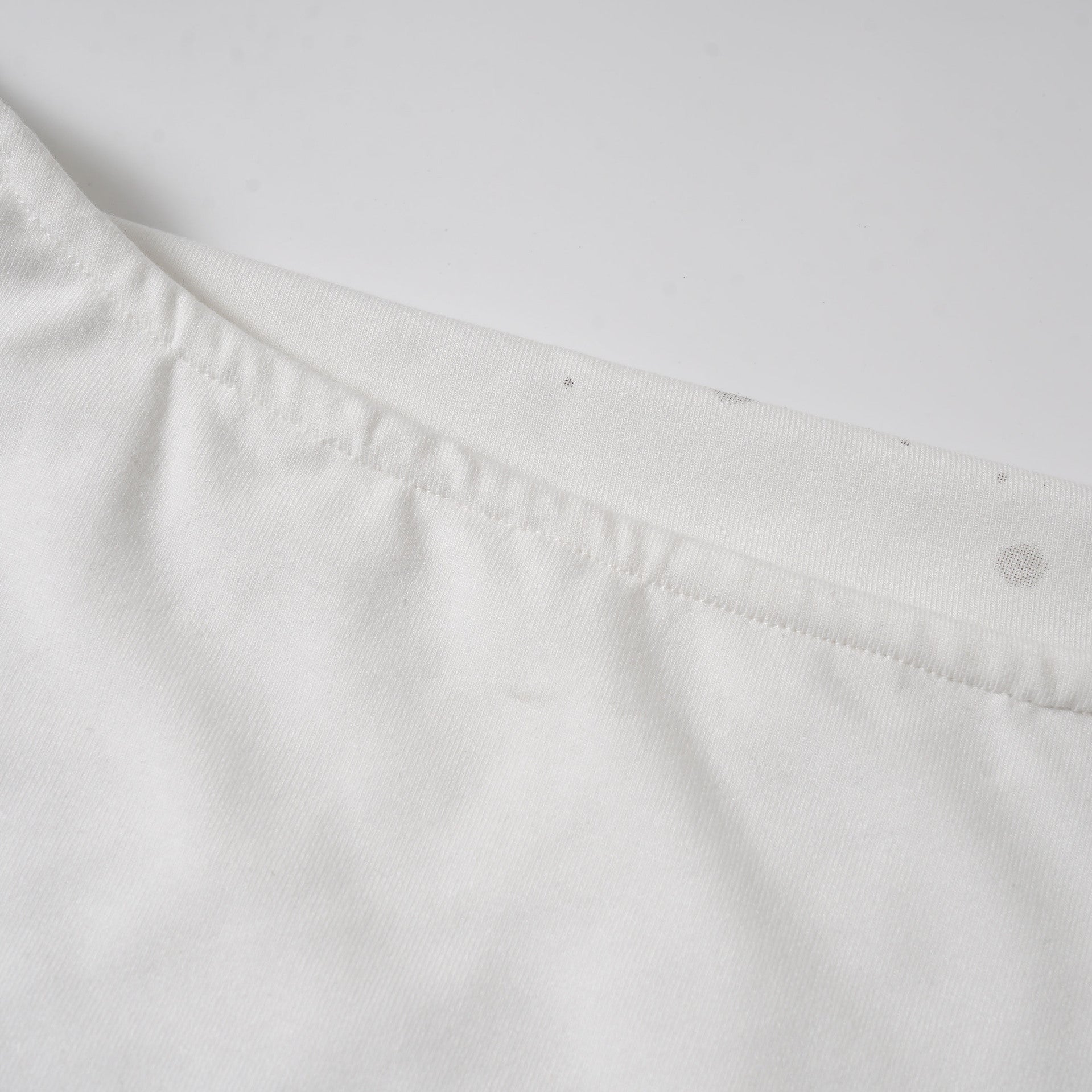 【2color】Butterfly Chains Graphic Slim Fit Top mry001731