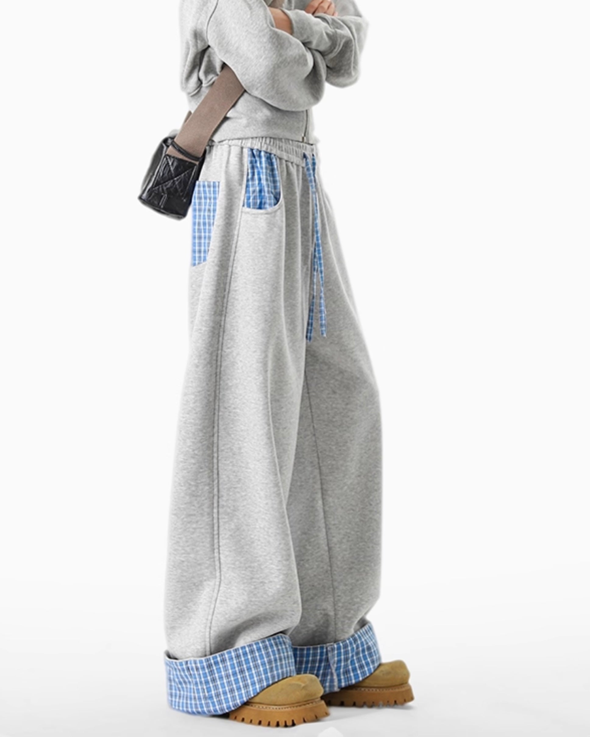 【YURU:FIT】Checkered Patch Wide-Leg Sweatpants mry001881