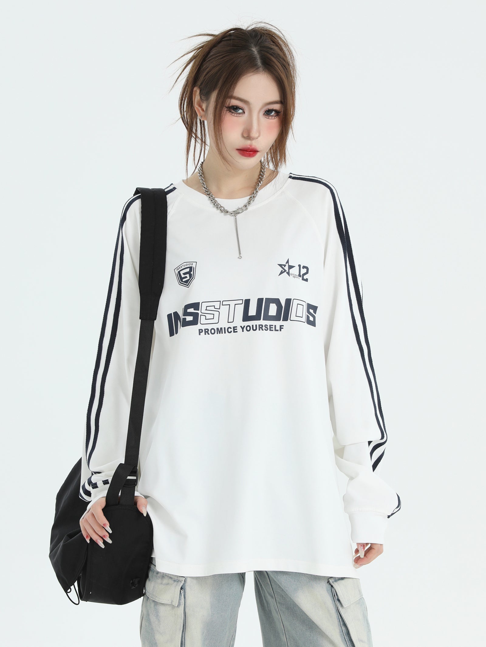 【2color】INSSTUDIOS Oversized Sportswear Sweatshirt mry001623