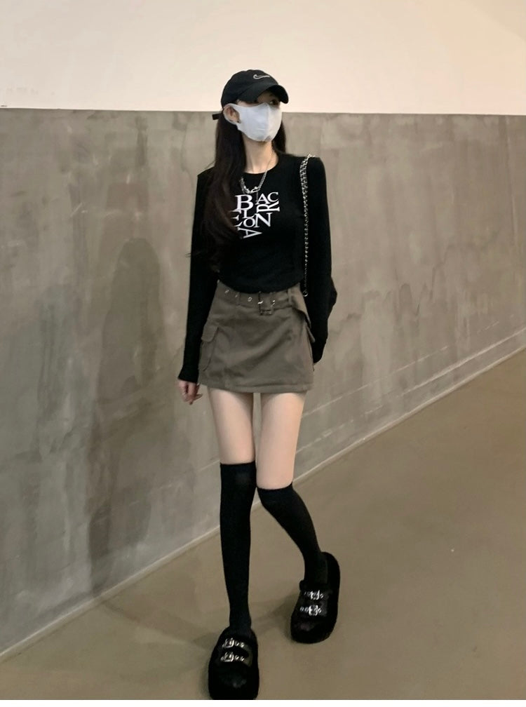 【2color】Barcelona Typo Slim Fit Long Sleeve Tee mry001739