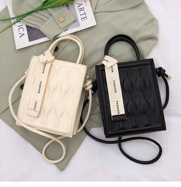 ウェーブデザイン 2way スクエアショルダーバッグ mry000192