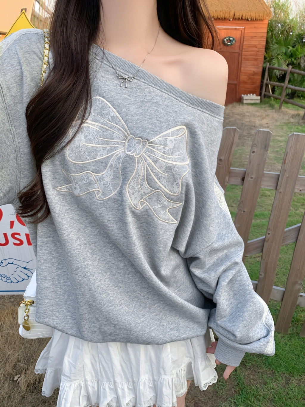 Lace Bow Off-Shoulder Oversized Sweatshirt mry001626