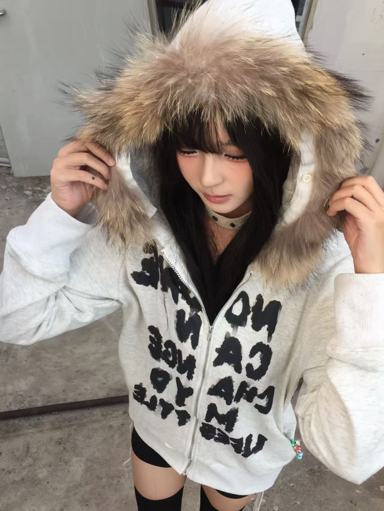 Fur Hood Graphic Zip Hoodie mry002026