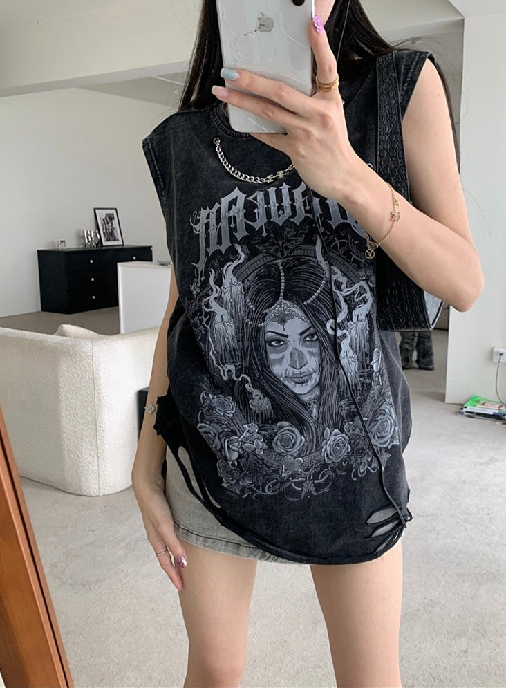 Chain Neck Graphic Sleeveless Tee mry001656