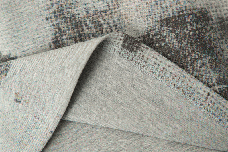 【2color】Distressed Cross Graphic Fitted T-Shirt mry001714