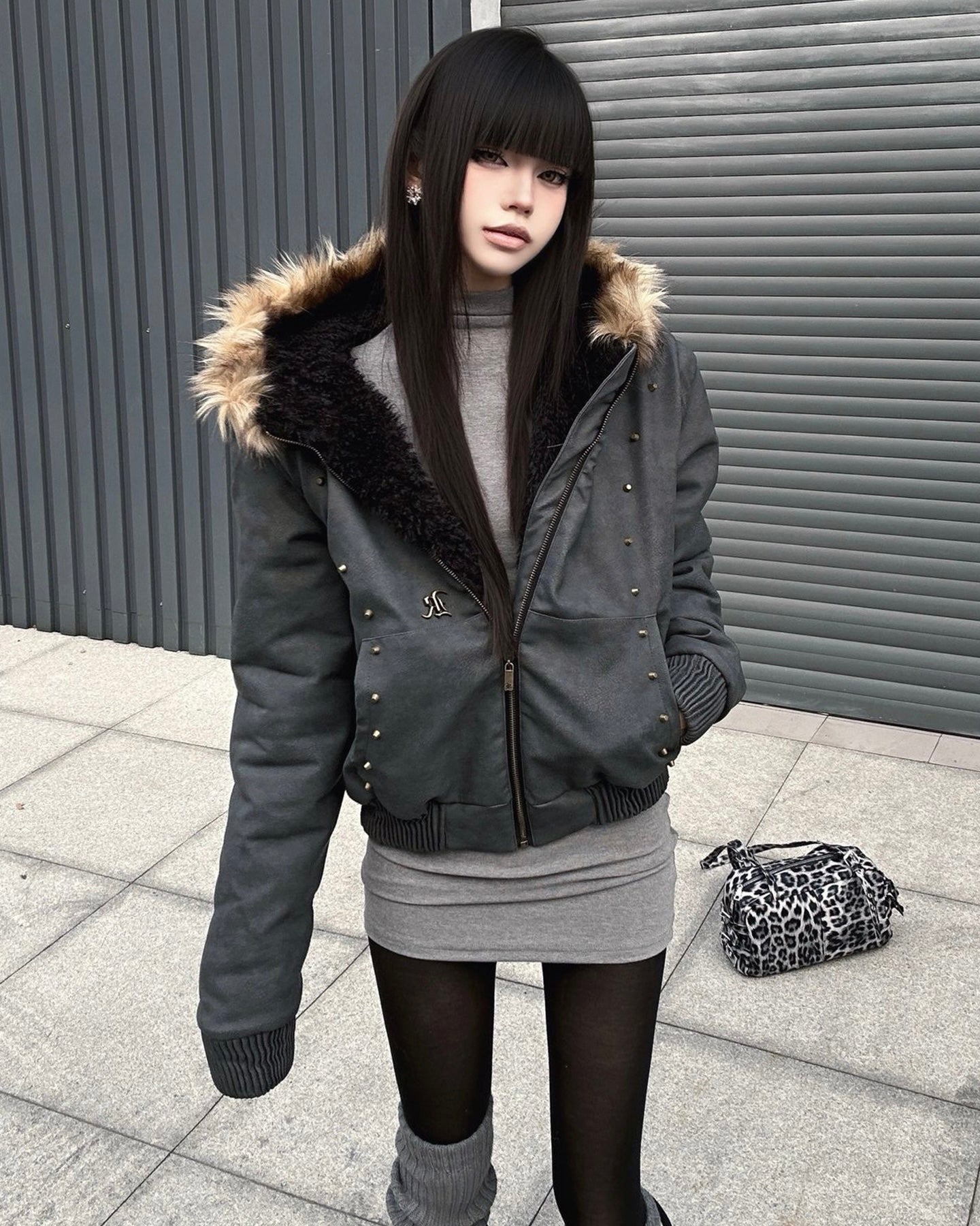 Studded Fur Hood Bomber Jacket mry002077