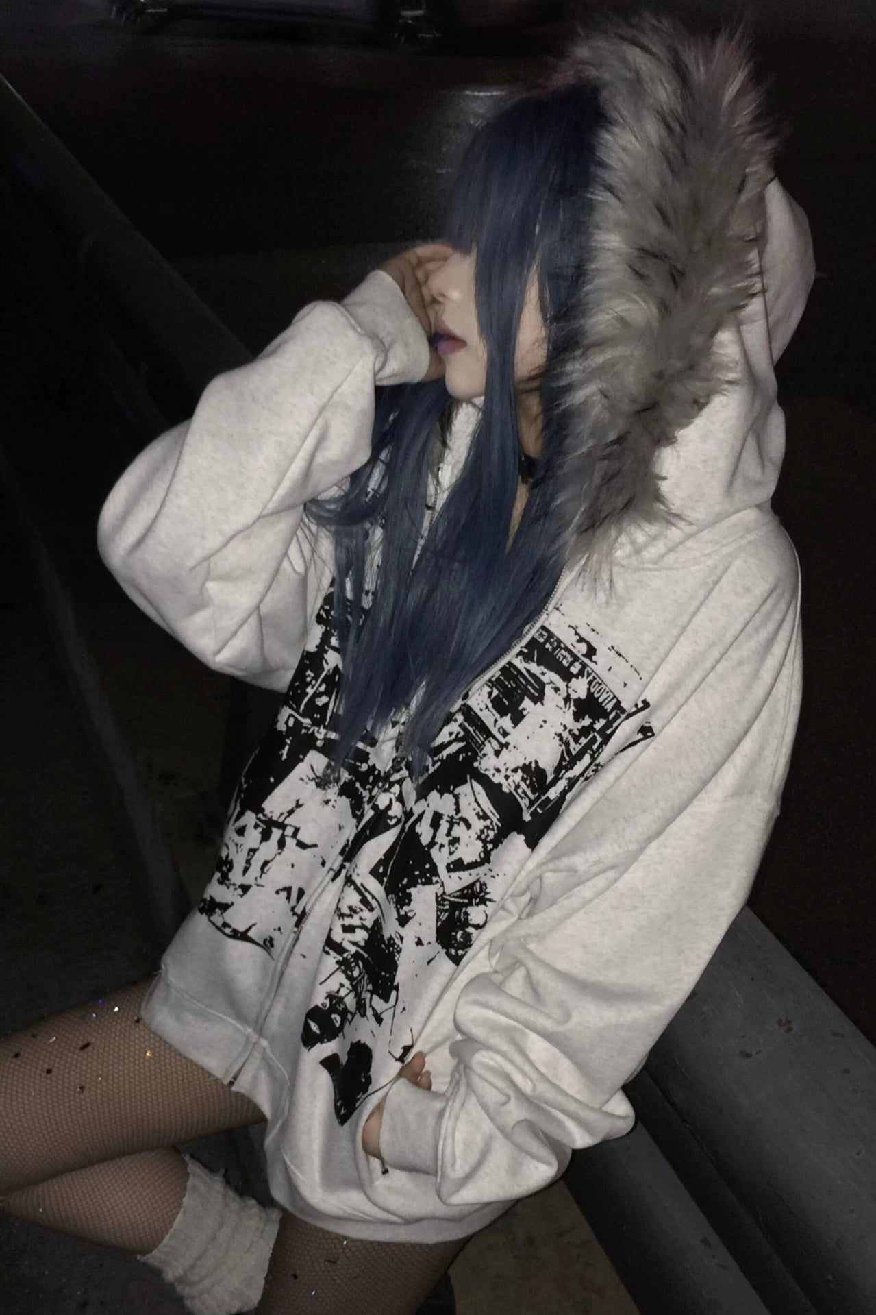 Fur Hood Graphic Zip Hoodie mry002176