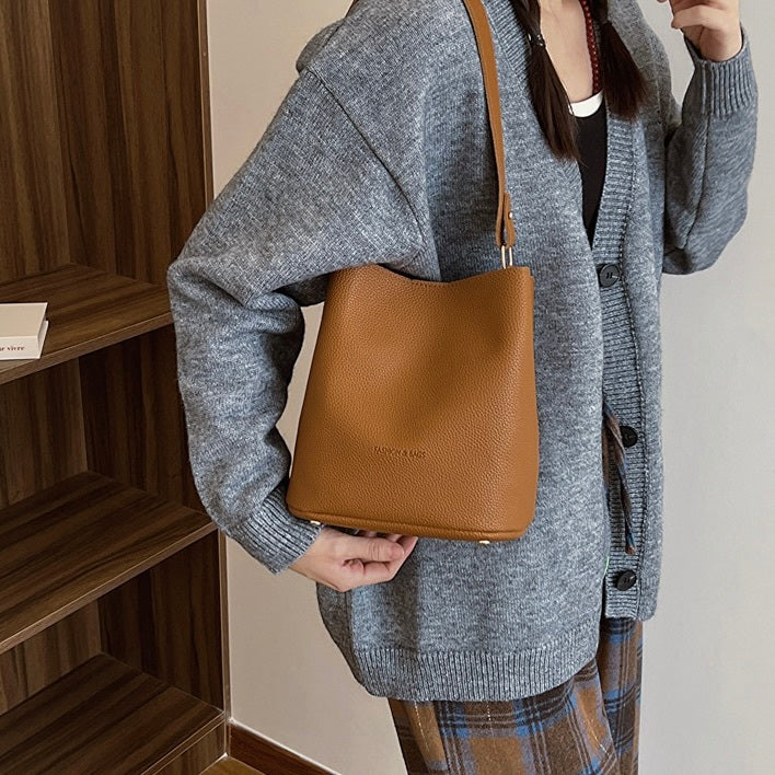 【Carina】2カラー展開 バケットバッグ mry001580