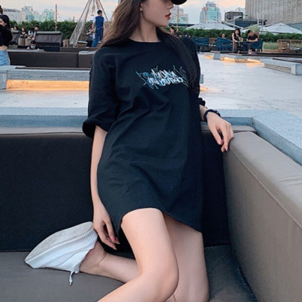 【送料無料】2023SS ラウンドネック ブラック ビッグ 半袖 Tシャツ 韓国ストリート 韓国モード mry000873