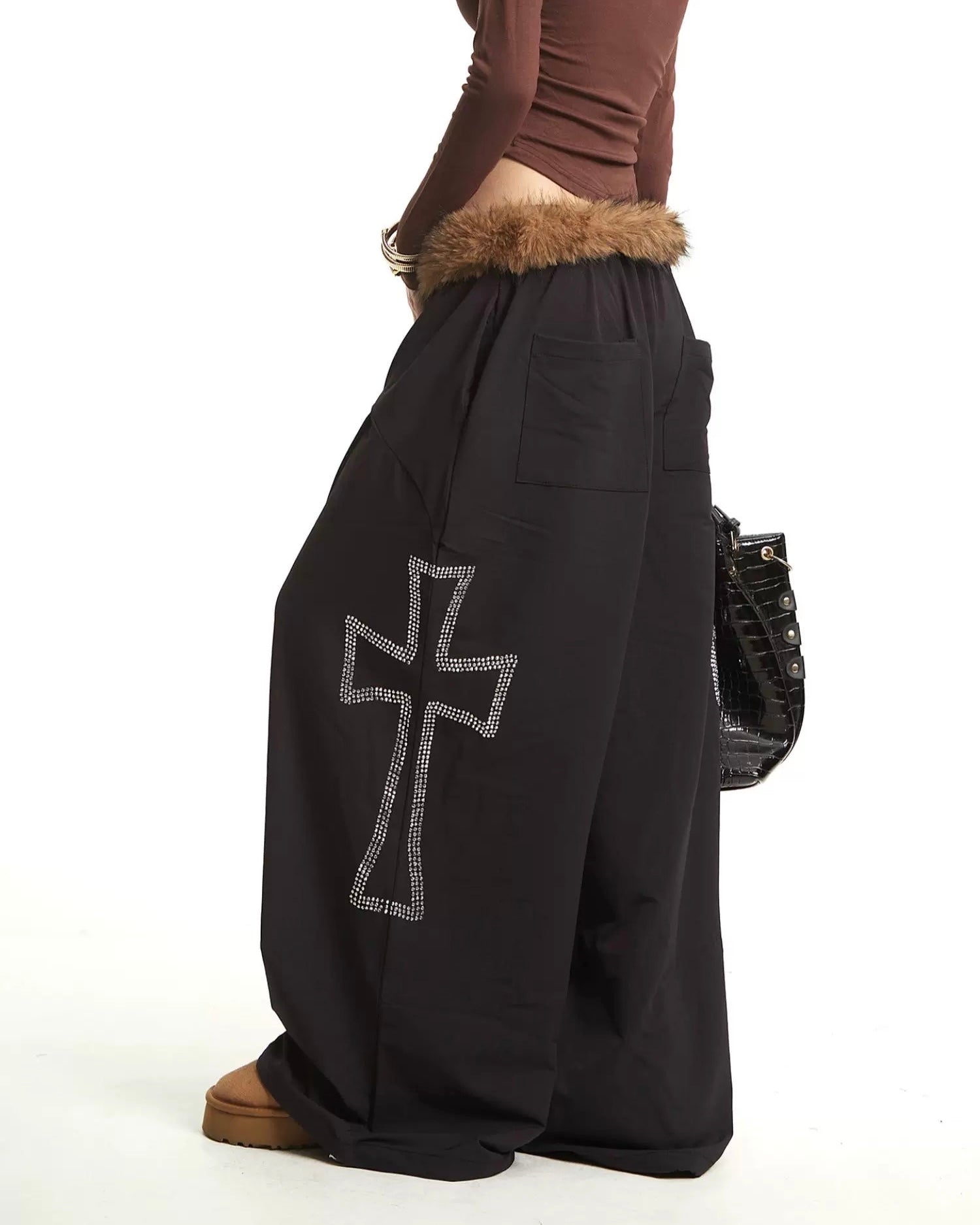 【YURU:FIT】Faux Fur Waist Wide-Leg Pants mry001879