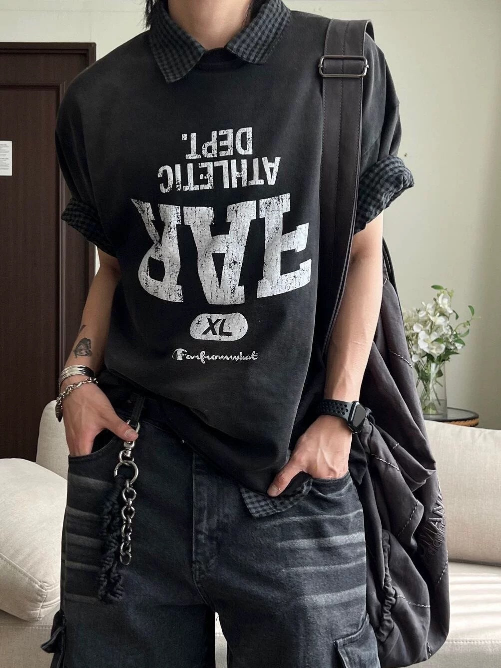 Reversed Varsity Graphic T-Shirt mry001735