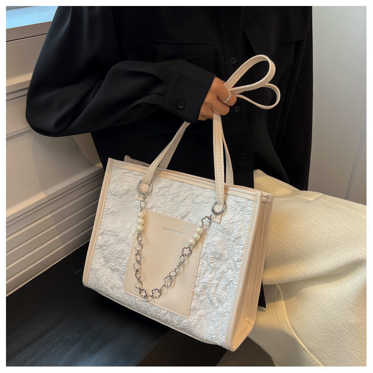 【送料無料】4色展開 パールチャーム付きトートバッグ mry000615