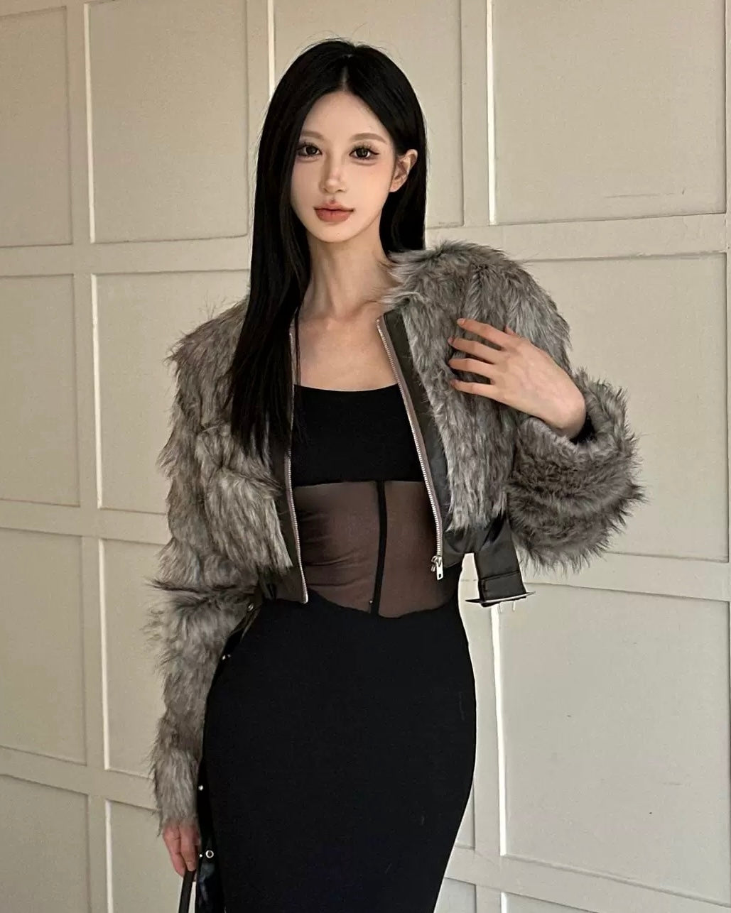 Elegant Faux Fur Cropped Outer mry002098