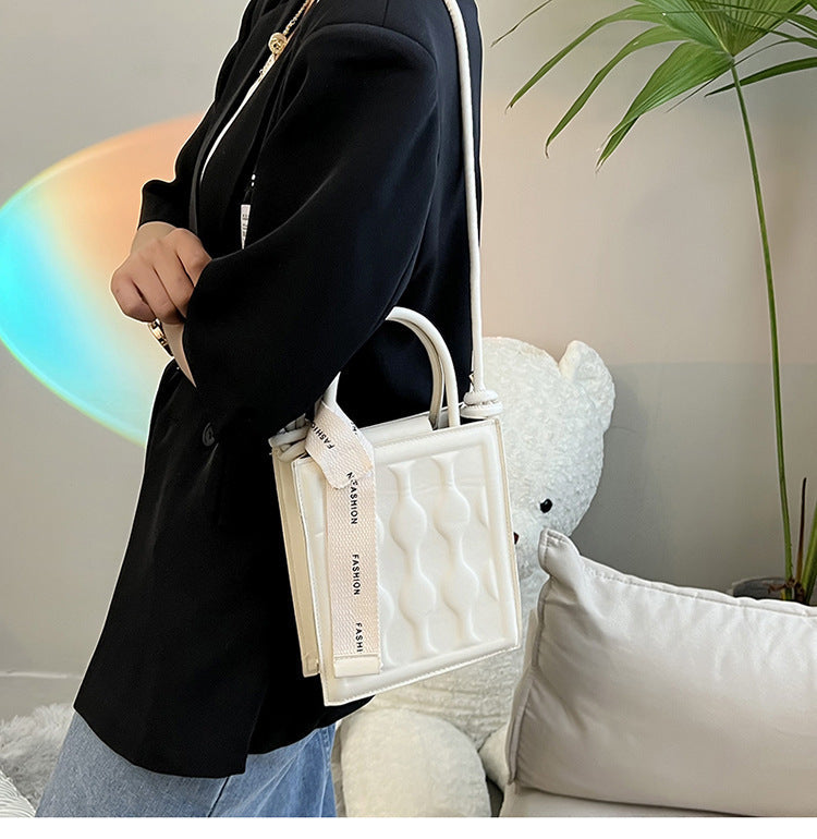 ウェーブデザイン 2way スクエアショルダーバッグ mry000192