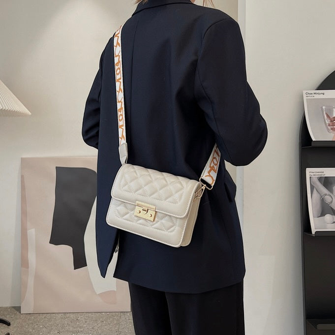 キルティング フラップ スクエアバッグ mry000219