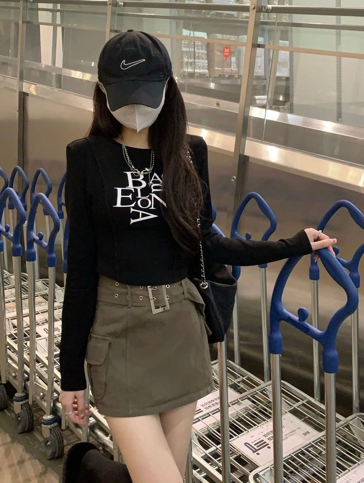 【2color】Barcelona Typo Slim Fit Long Sleeve Tee mry001739