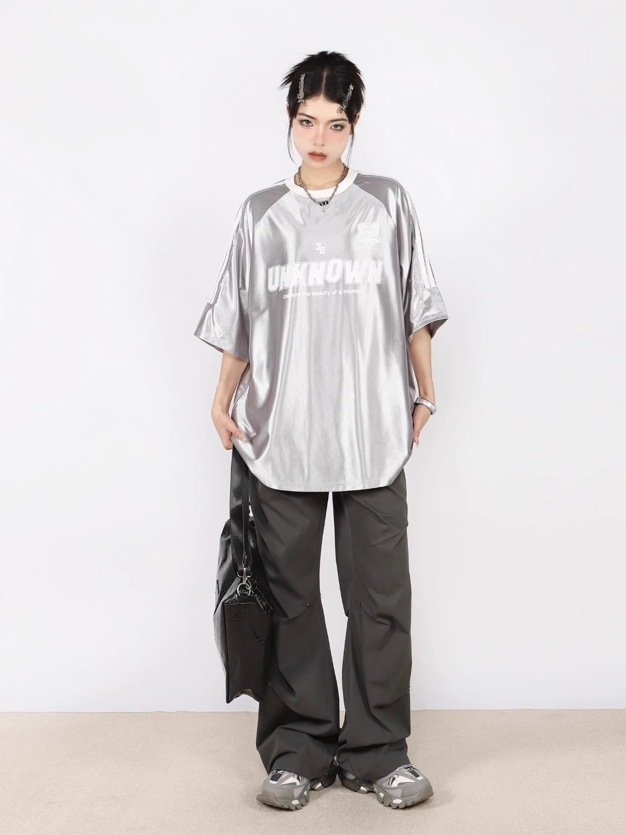 【2color】Unknown Gleam T-Shirt mry001681