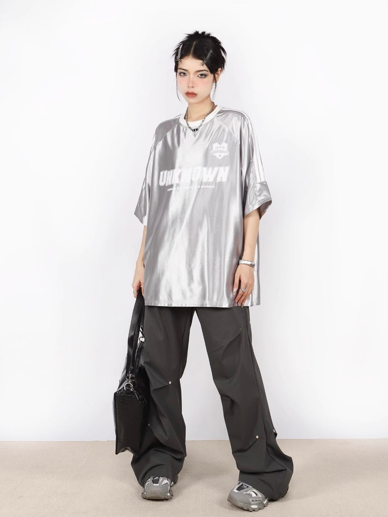 【2color】Unknown Gleam T-Shirt mry001681