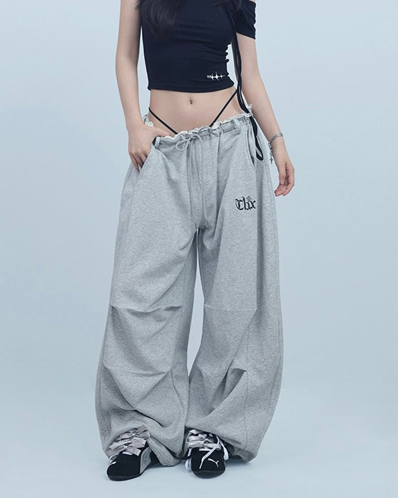 TEAM LOGO WIDE JOGGER PANTS 今季新作　サイズ4 TEAM LOGO WIDE JOGGER PANTS 今季新作 サイズ4 TEAM LOGO WIDE