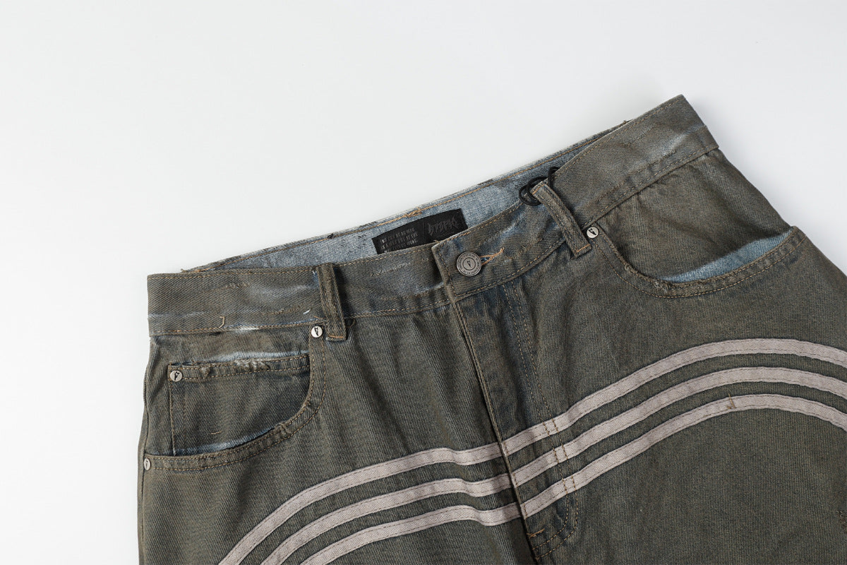 Triple Stripe Distressed Wide Denim Shorts mry001692