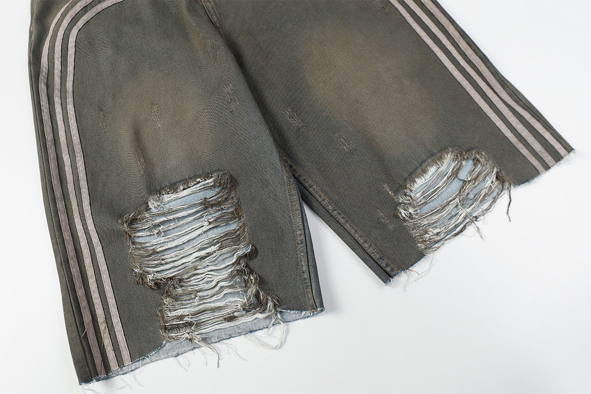 Triple Stripe Distressed Wide Denim Shorts mry001692