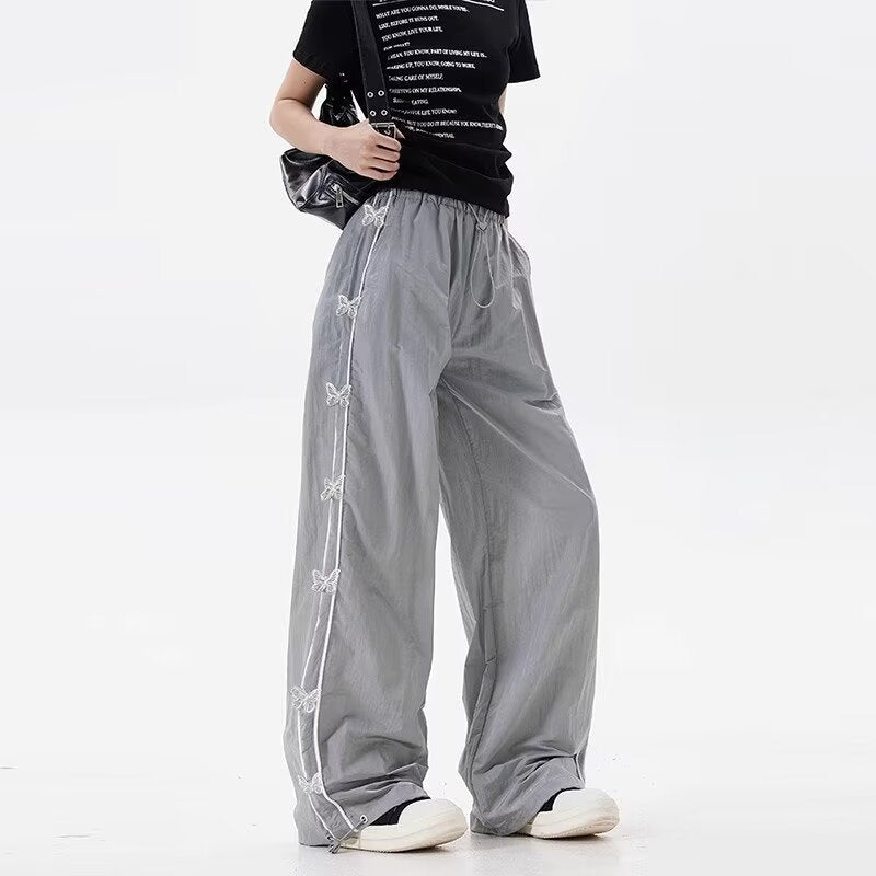 【YURU:FIT/2color】Butterfly Embroidered Parachute Pants mry001785