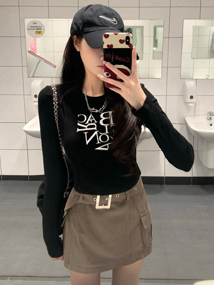 【2color】Barcelona Typo Slim Fit Long Sleeve Tee mry001739