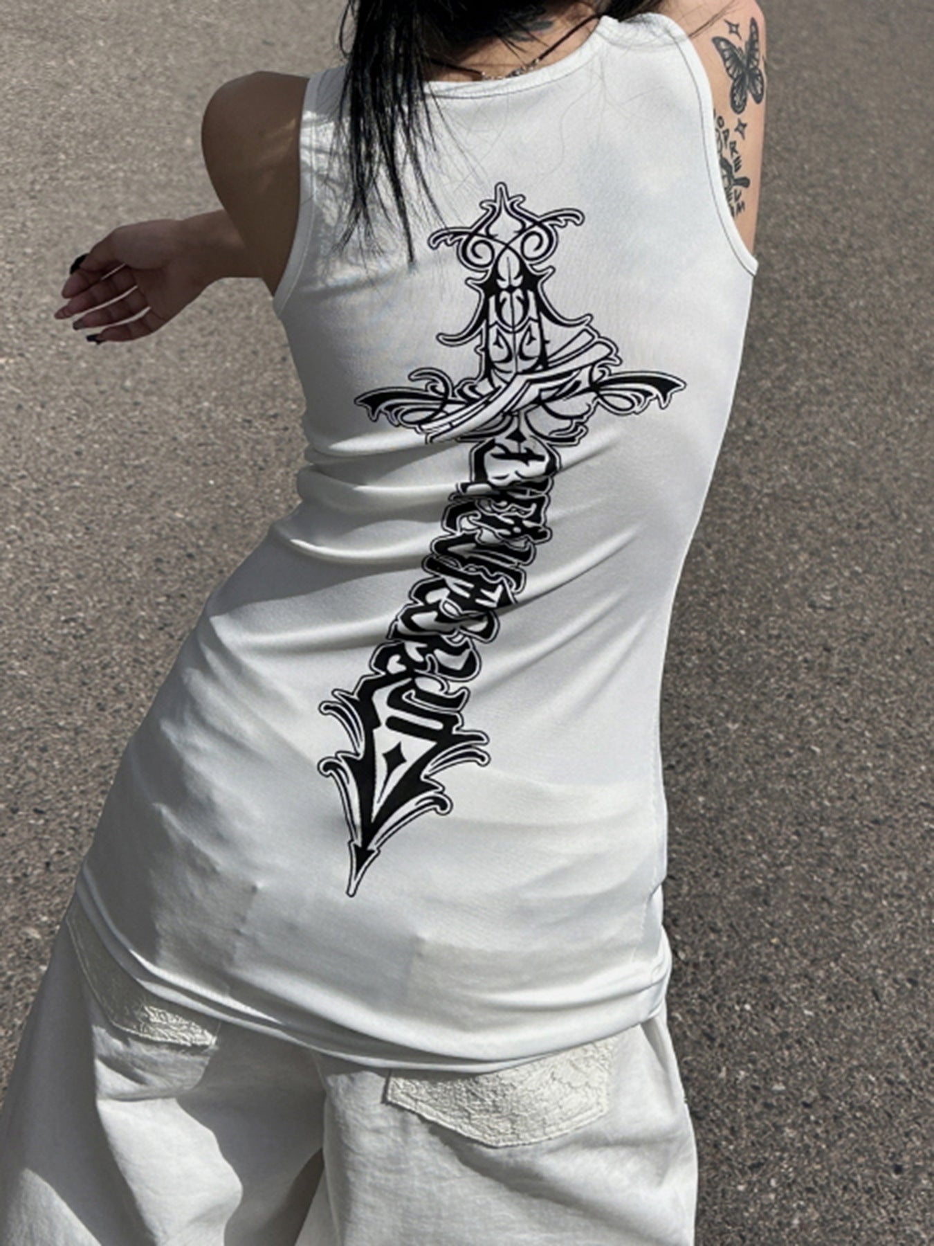 Tattoo Blade Stretch Tank Top mry001722
