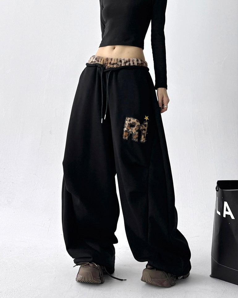 【YURU:FIT】Leopard Fur Waistband Baggy Sweatpants mry001875